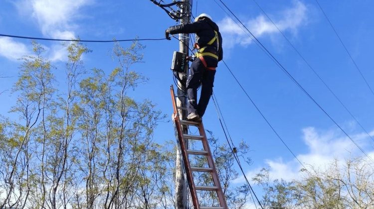 El Gobierno avanzó con más fibra óptica en los parajes Los Molles y El Milagro