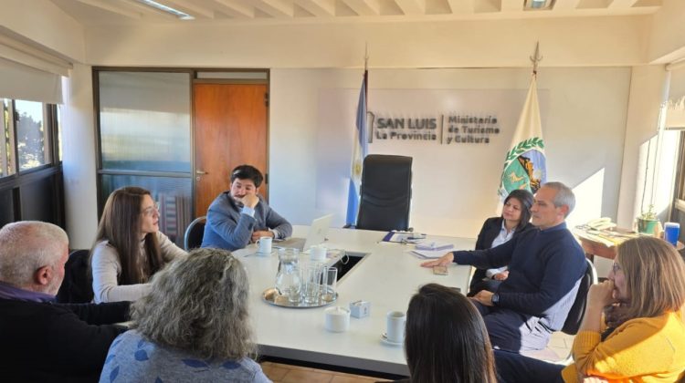 El Gobierno provincial avanza en la regularización del Registro Provincial de Agencias de Viajes