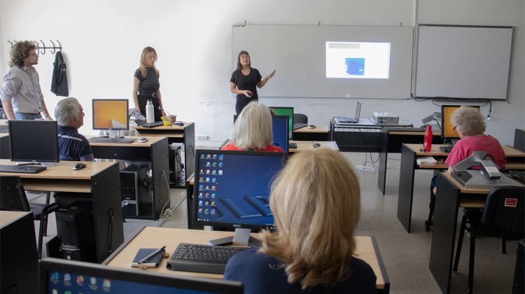 “Cada aprendizaje es algo novedoso para nosotros, ojalá todos puedan hacer estos cursos”