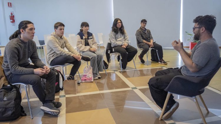 Entre la práctica y el compañerismo, alumnos del ICA disfrutaron una semana de clases presenciales