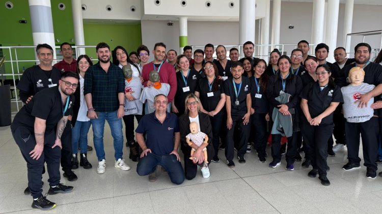 Capacitaron al personal de Servicios Generales del Hospital ‘Carrillo’ en técnicas de RCP