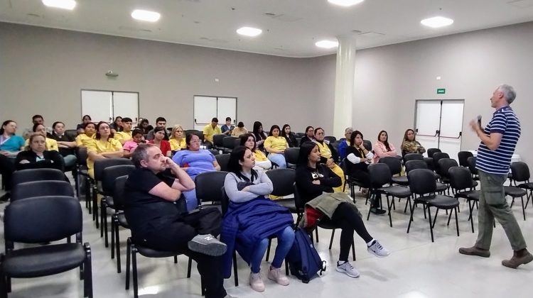 El Hospital Central capacitó a su personal de enfermería en seguridad e higiene