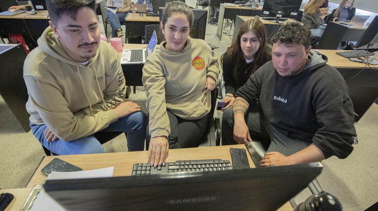 La ULP dictará una diplomatura en redes sociales y amplía su propuesta virtual 