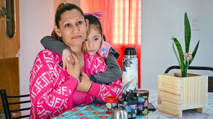 Con el amor por sus hijos como motor, Carla Segovia cumplió el sueño del techo propio