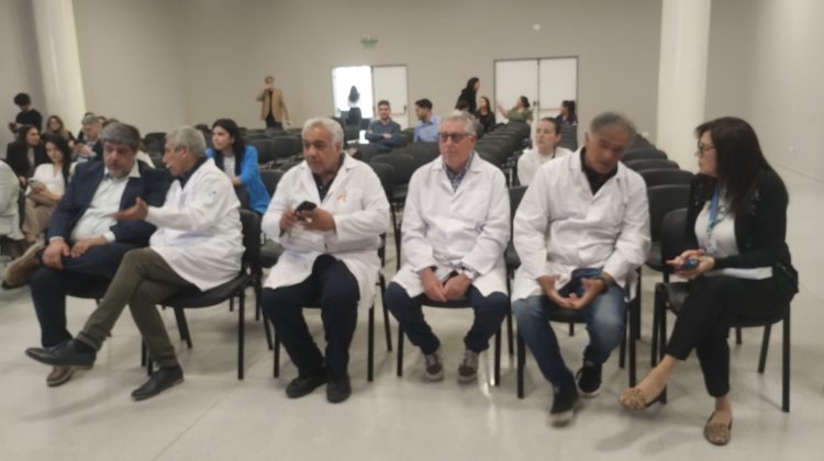 El Hospital Central fue sede de un congreso de cardiología