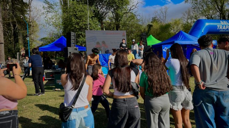Cientos de chicos disfrutan de las actividades del Día del Estudiante