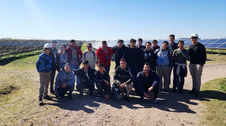 El Parque Solar se transformó en aula para estudiantes universitarios de todo el país
