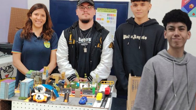 Estudiantes de la EPA N°14 ‘Martin Luther King’ avanzaron en competencias de innovación y tecnología