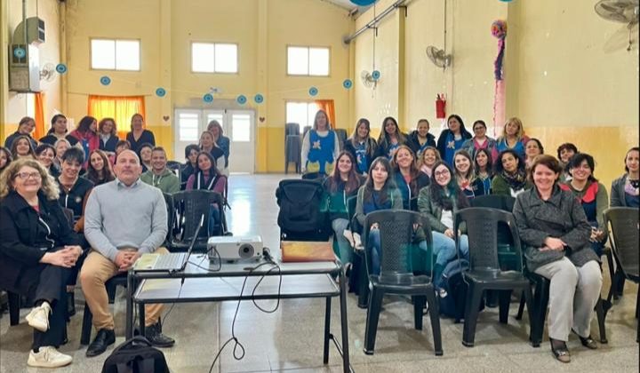 Comunidades educativas fortalecen la convivencia con Guiarse