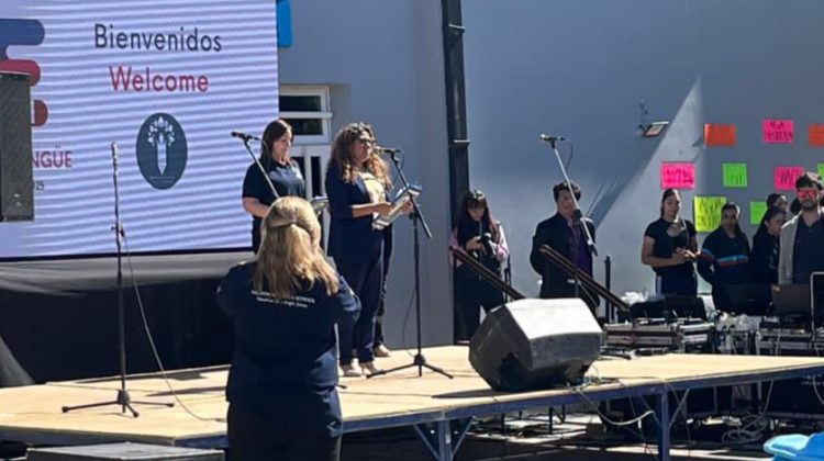 La Escuela ‘Nelson Mandela’ realizó una Expo Bilingüe