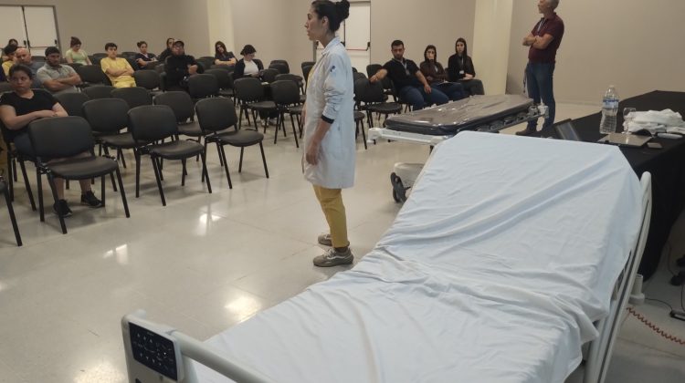Dictaron una capacitación en movilización de pacientes