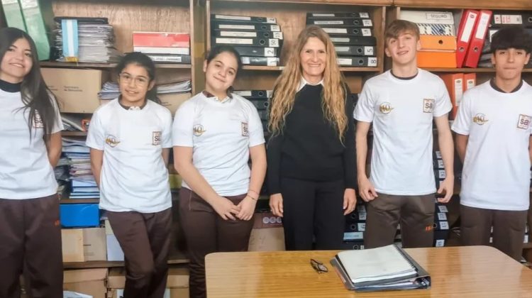 Estudiantes de San Luis promueven la ‘Misión Limpiadores’
