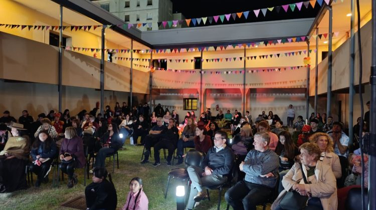 El Muhsal celebró su 12° aniversario con shows en vivo y visitas nocturnas