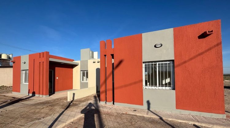 El sueño más cerca: familias de San Martín y Naschel se preparan para recibir sus viviendas
