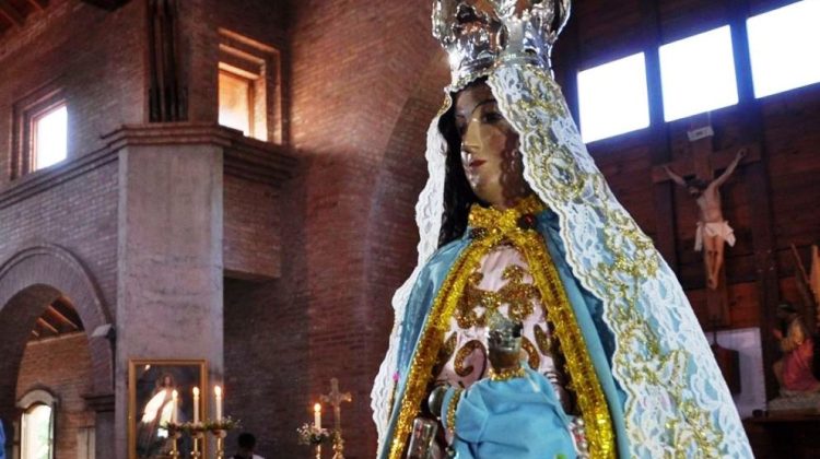 Con espectáculos folclóricos, música y un patio de comidas finalizan las patronales de Merlo