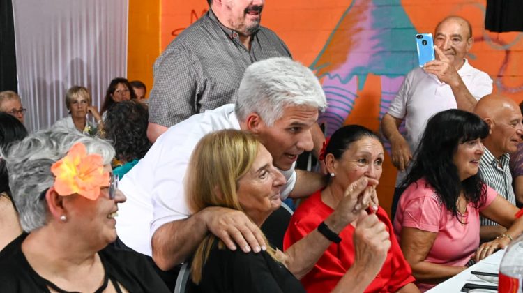 El Centro de Jubilados y Pensionados ‘3 de Octubre’ celebró su primer año de vida