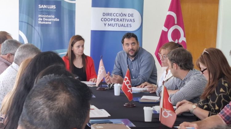 Avanza la conformación de una federación de cooperativas de servicios públicos