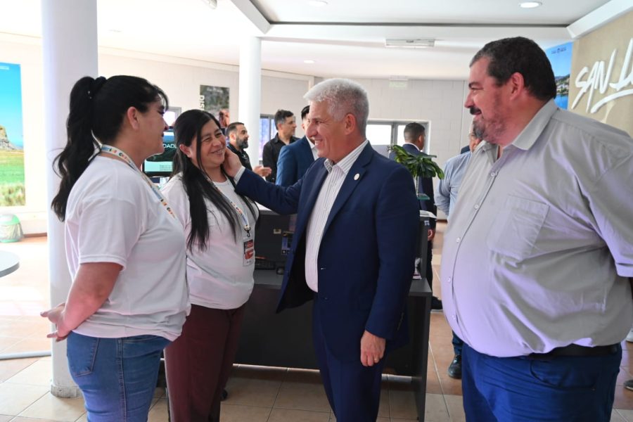 Poggi encabezó una jornada de capacitación para ONG de Potrero de los Funes en el marco del Programa de Fortalecimiento Institucional