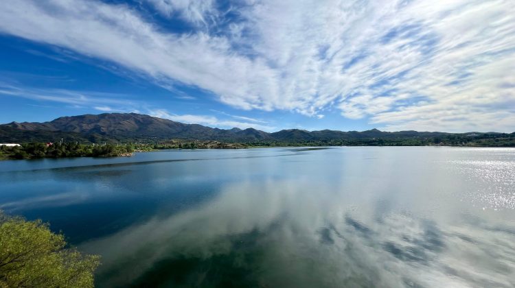 Pronostican un jueves con temperaturas de verano y posibles lluvias