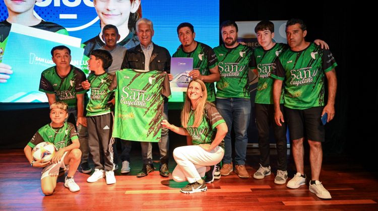 Apoyo al deporte infantojuvenil: entregaron más financiamientos a clubes