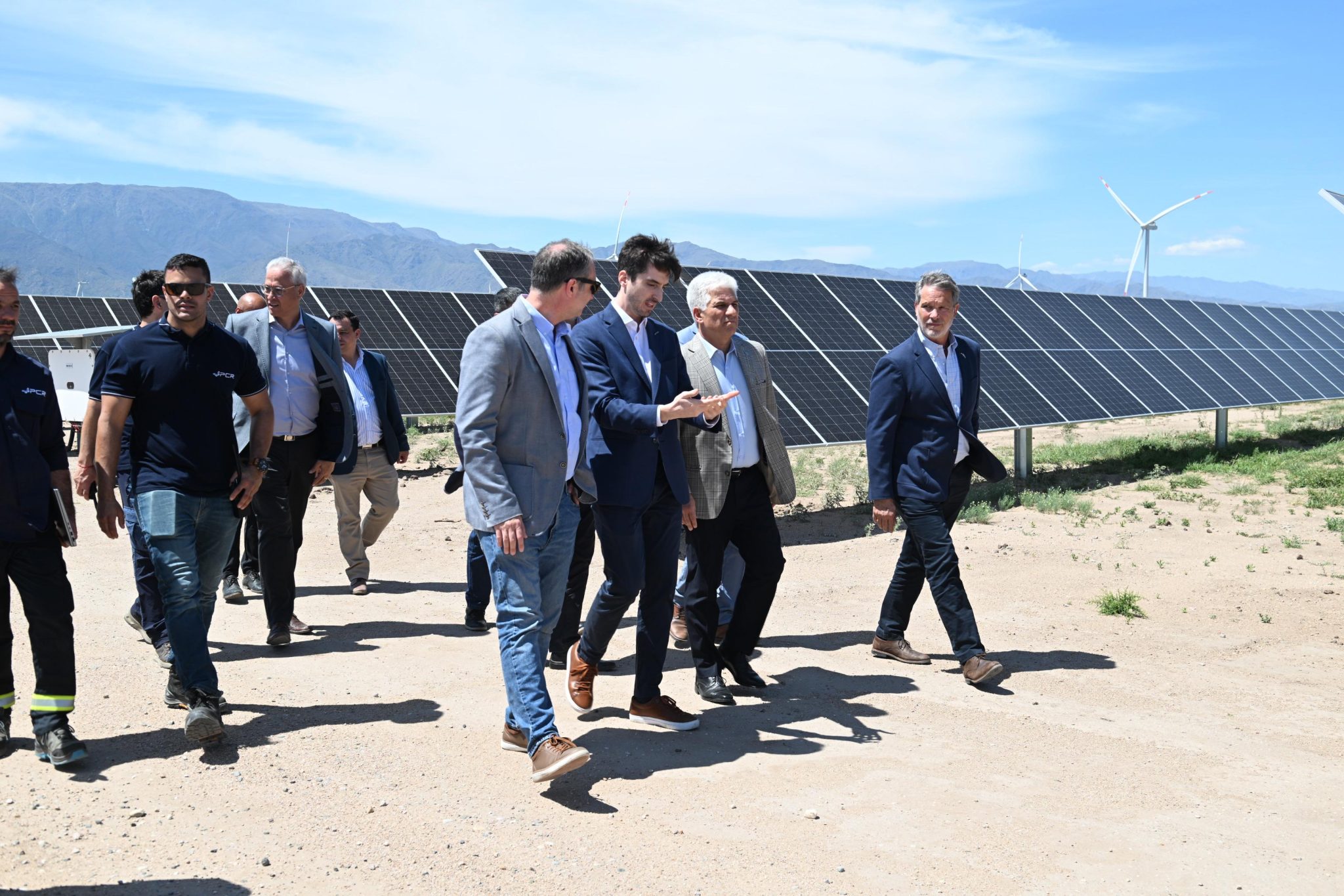 San Luis inaugura el primer parque híbrido solar y eólico del país y refuerza su liderazgo en energía limpia