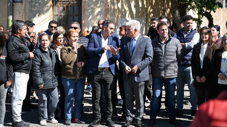 Realizaron la extensión y el reemplazo de la red cloacal en la avenida Lafinur