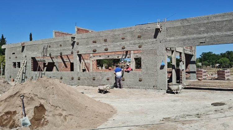 La ENI ‘Mi Valle Azul’ de Quines ya toma forma y se prepara para su próxima etapa