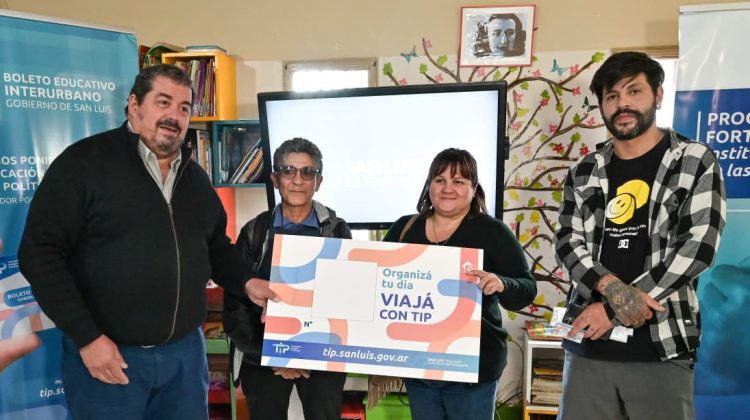 Estudiantes de Potrero de los Funes recibieron el Boleto Educativo Interurbano