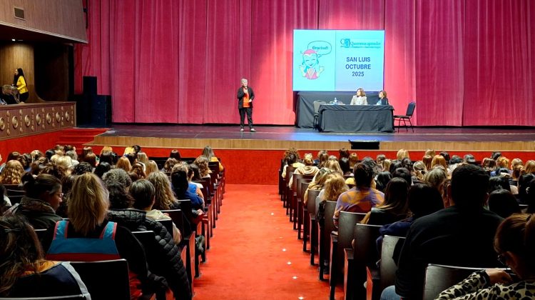 Más de 1.500 docentes se capacitaron para fortalecer el aprendizaje en las aulas