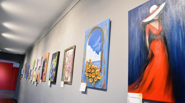 Permanece abierta la exposición ‘Miradas en el bosque’