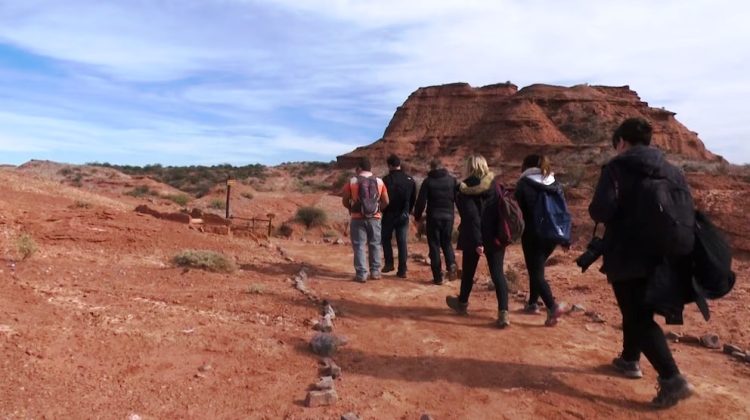 Parque Nacional Sierra de Las Quijadas: guías habilitados para una travesía extraordinaria