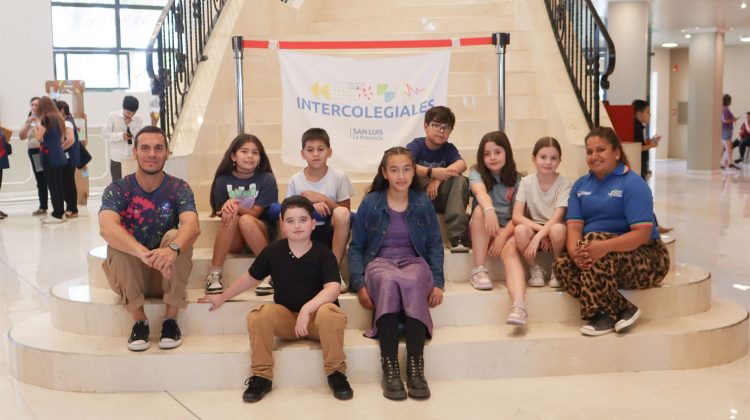 ‘Banderita azul y blanca’ quedó como proyecto destacado de Intercolegiales Culturales