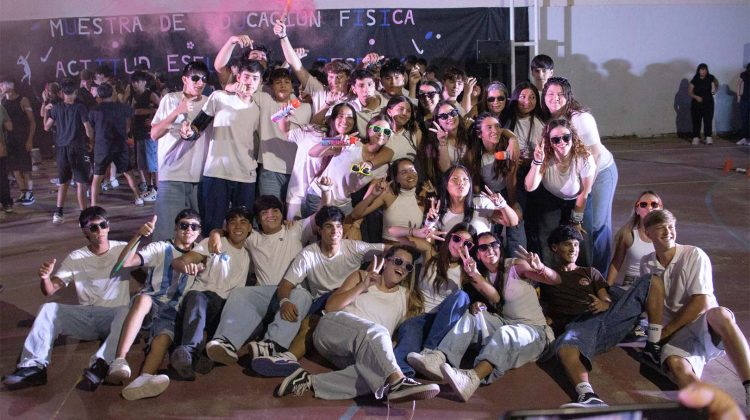 Más de 250 estudiantes brillaron en la muestra de Educación Física de la ‘Albert Einstein’