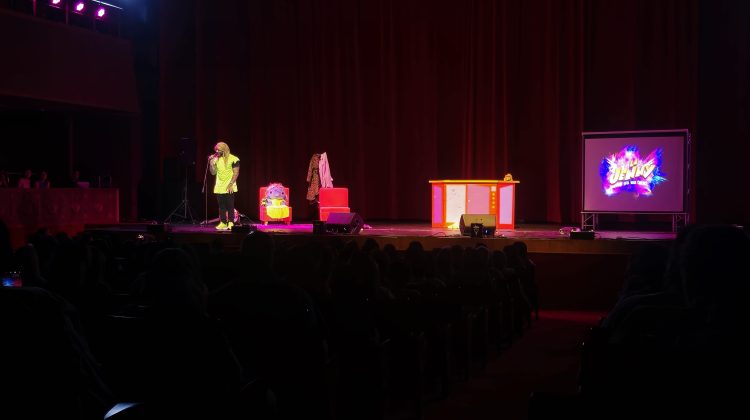 ‘La Jenny’ pasó por San Luis con su espectáculo de humor desopilante