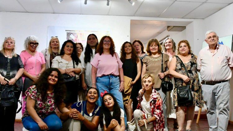 El Muhsal inauguró la muestra ‘Fragmento del color’