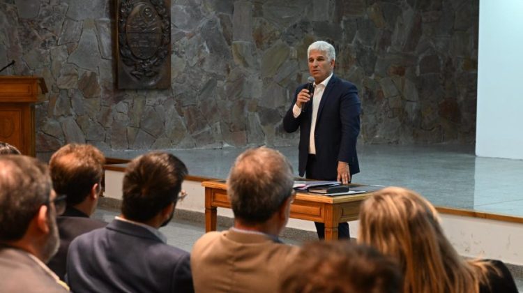 Poggi dedicará tres días para reunirse con todas las áreas del Gobierno