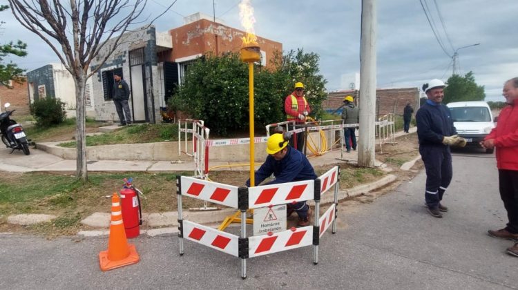 El Gobierno ampliará la red de gas natural en Juana Koslay