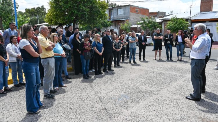 Repavimentaron 20 cuadras entre los barrios Jardín del Sur y San Luis XV