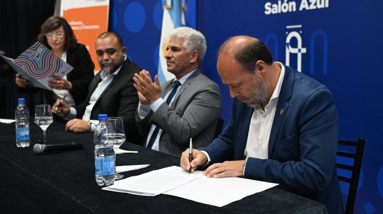 Poggi y Frontera valoraron la articulación Provincia-Municipio del plan ‘Construyendo con tu Pueblo’