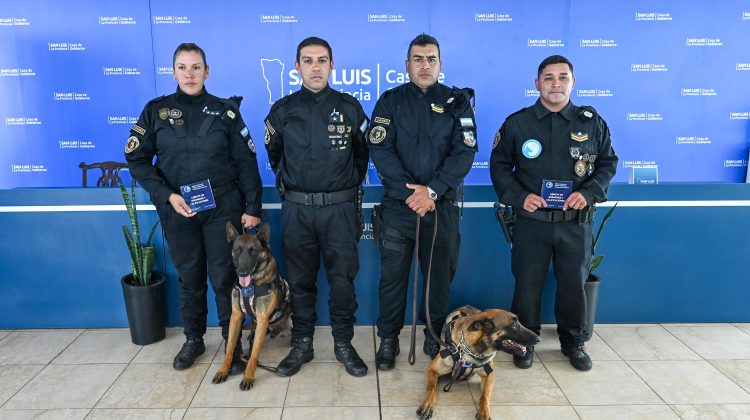Tres binomios caninos de la provincia fueron certificados por la Dirección Nacional de Cinotecnia