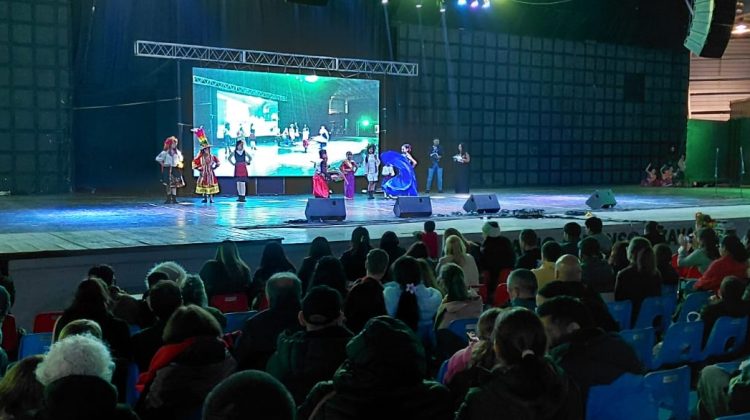 Villa Mercedes celebró la apertura de la XX Fiesta Provincial del Inmigrante