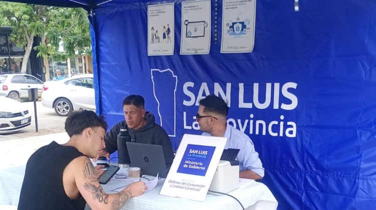 Defensa del Consumidor llegó a Villa de Merlo para atender consultas y reclamos