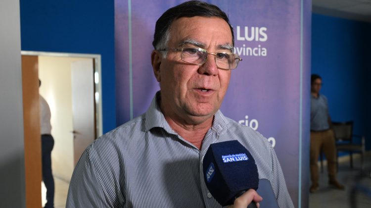 “La construcción es dinámica, genera mucha mano de obra y mueve toda la economía local”