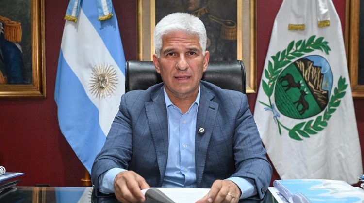 Poggi anunció un aumento salarial y un bono para la administración pública y el Plan de Inclusión