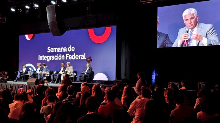 “El líder es un trabajador. Hay un 2% de inspiración y hay un 98% de transpiración en un líder”