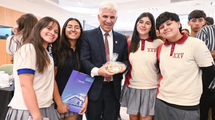 Poggi reunió a las 20 cooperativas escolares y anunció un aporte para fortalecer su trabajo