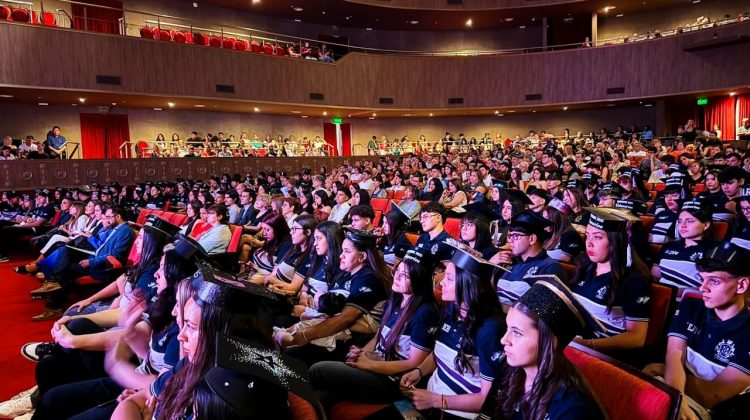 Graduados de la Escuela N°8 ‘Mauricio Pastor Daract’ tuvieron su acto de colación en el Cine Teatro