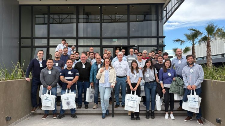 San Luis Agua participó de una capacitación sobre sistemas de bombeo