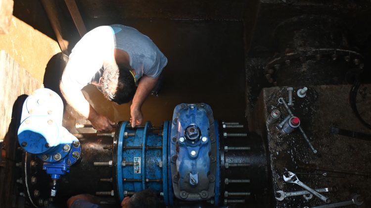 San Luis Agua realizó tareas de reparación en el acueducto Parque Industrial