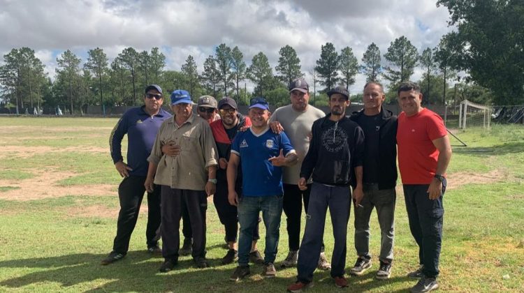 El club EFI Fraga estrenó su nueva cortina forestal